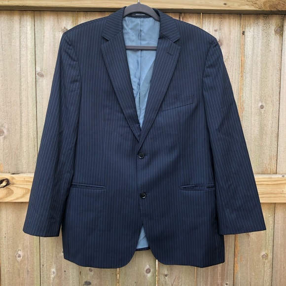 Boss Hugo Boss Men’s Blazer Size 42R Navy Pinstripe 100% Virgin Wool 2 Button - Picture 1 of 16